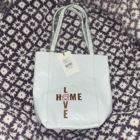 NWT Hobo Int. Habitat for Humanity Leather Tote - Picture 3 of 11